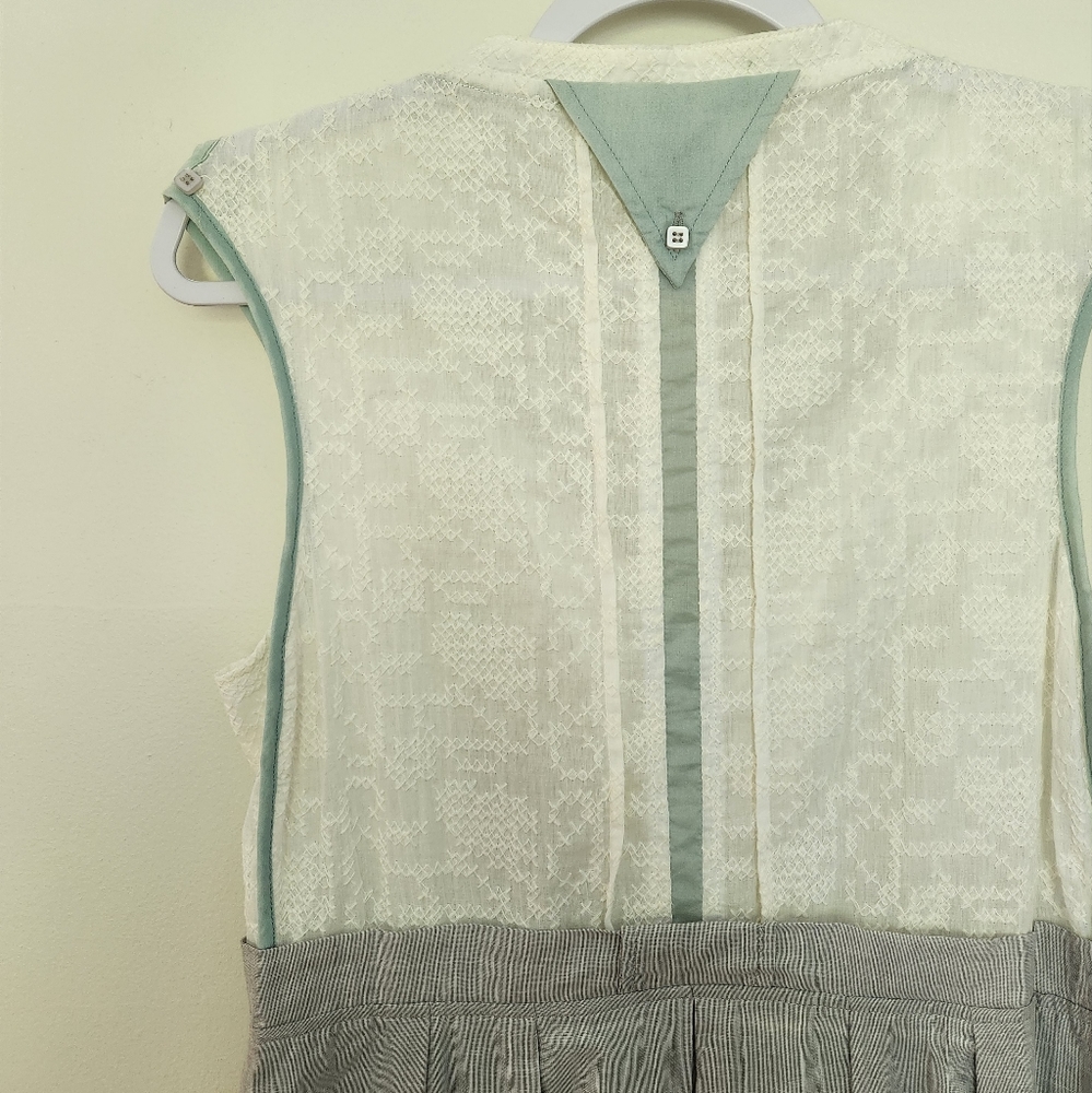 Button Down Dress - Picture 5 of 6